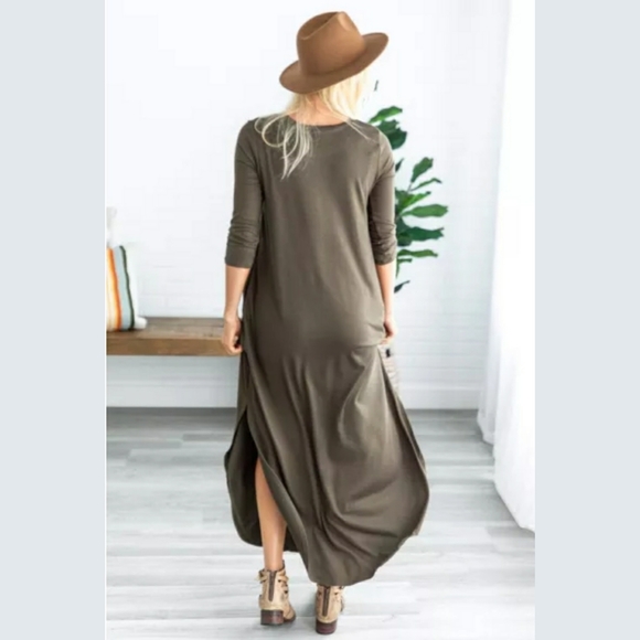 Green Pocketed Dress - Picture 2 of 2